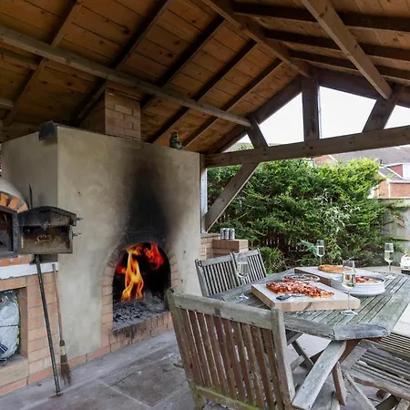 Seaside Haven For The Family דירה *