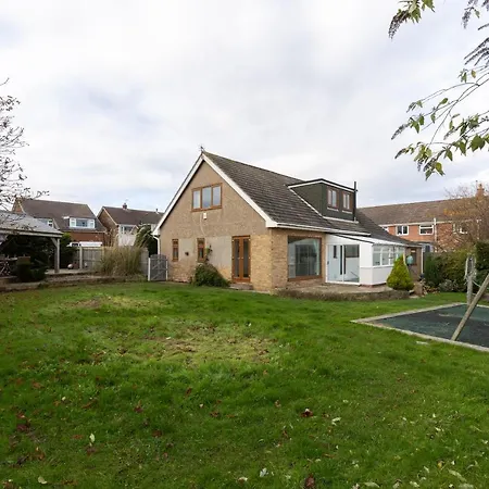 דירה Seaside Haven For The Family